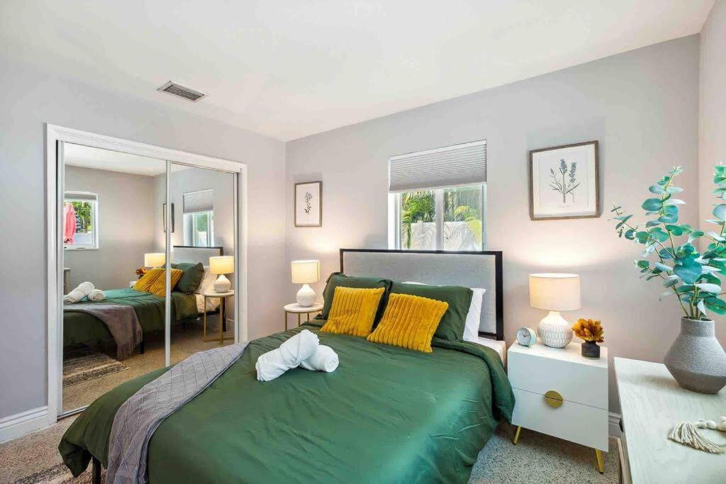 Private Oasis With Pool Near Beaches, Dining & Las Olas Fort Lauderdale Dış mekan fotoğraf
